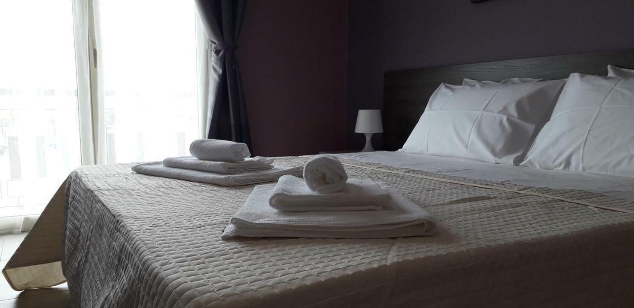 Borgo Palombaio 2 Bed & Breakfast Katanya Dış mekan fotoğraf