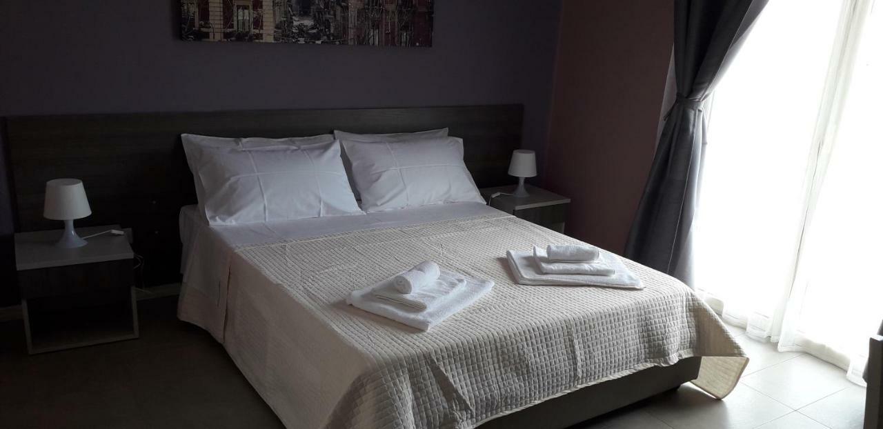 Borgo Palombaio 2 Bed & Breakfast Katanya Dış mekan fotoğraf