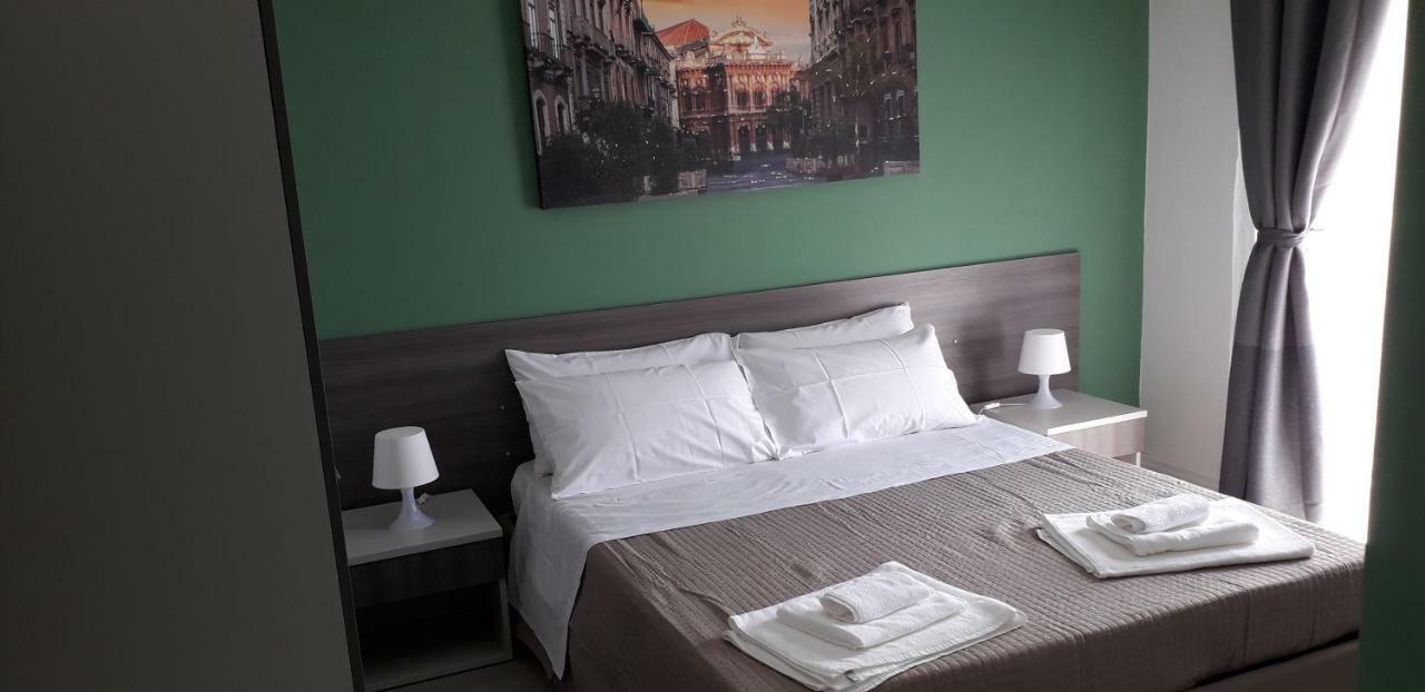 Borgo Palombaio 2 Bed & Breakfast Katanya Dış mekan fotoğraf