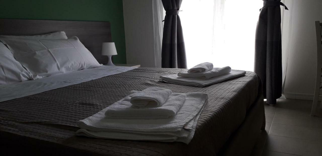 Borgo Palombaio 2 Bed & Breakfast Katanya Dış mekan fotoğraf